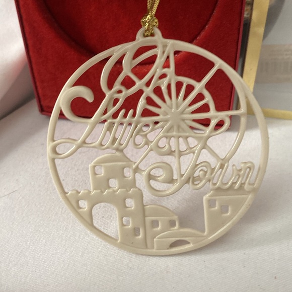 Vintage Lenox Little town Ornament✨♥️🎄 - Picture 6 of 7